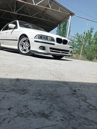 BMW 530 2001, 365,000 km - 3.0 l - Ucar