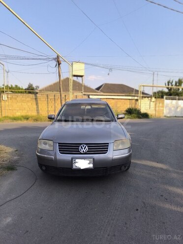 Volkswagen Passat 2003, 237,000 km - 1.8 л - Xaçmaz