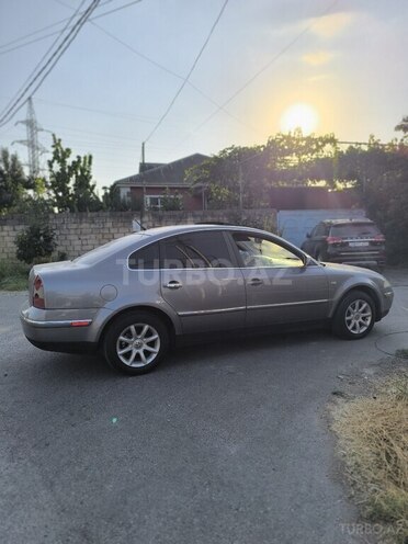 Volkswagen Passat 2003, 237,000 km - 1.8 л - Xaçmaz