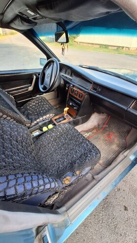 Mercedes 190 1992, 355,000 km - 2.0 л - Zaqatala