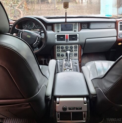 Land Rover Range Rover 2004, 258,000 km - 4.4 l - Masallı