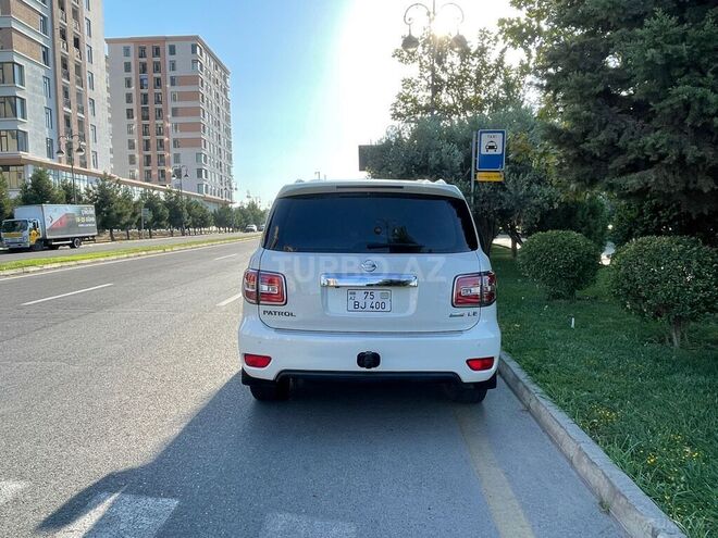 Nissan Patrol 2013, 179,000 km - 5.6 l - Bakı
