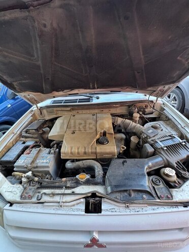 Mitsubishi Pajero io 2000, 360,000 km - 1.8 л - Bakı