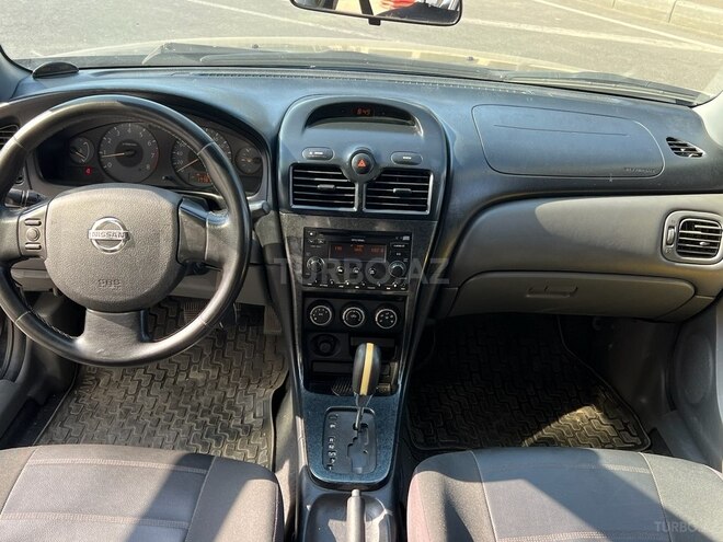 Nissan Sunny 2010, 170,000 km - 1.6 л - Bakı