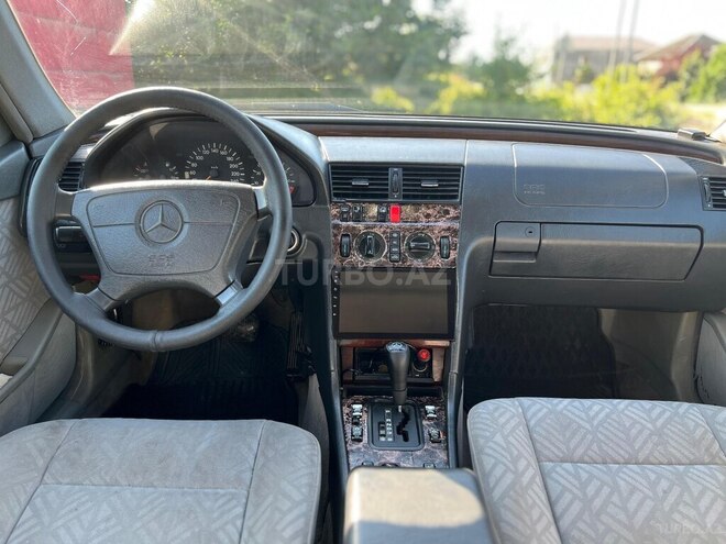 Mercedes C 280 1995, 549,297 km - 2.8 л - Lənkəran