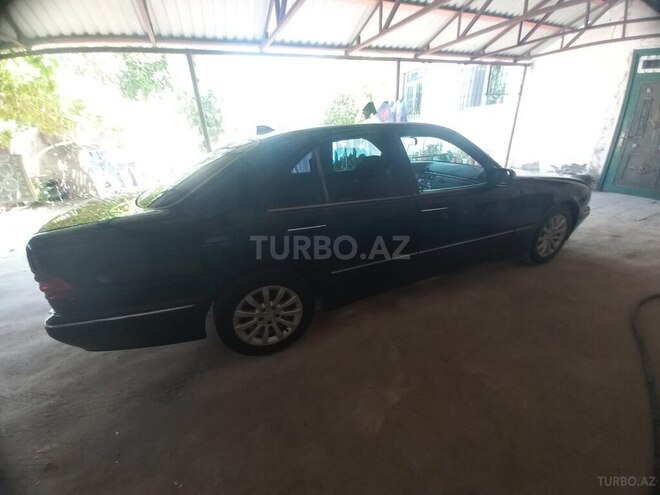 Mercedes E 270 2001, 472,424 km - 2.7 l - Bakı