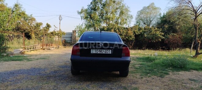 Volkswagen Passat 1999, 358,462 km - 1.8 л - Yevlax