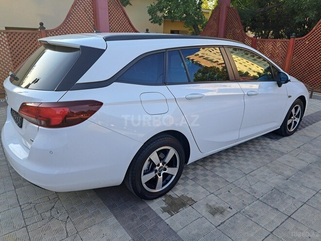 Opel Astra 2016, 225,000 km - 1.6 l - Bakı