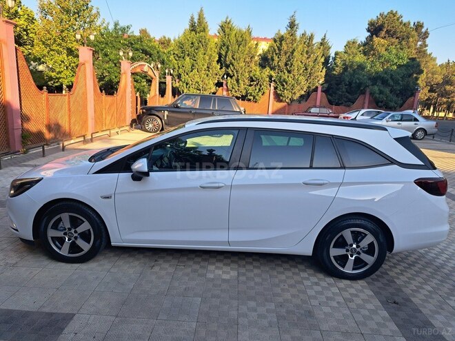Opel Astra 2016, 225,000 km - 1.6 l - Bakı