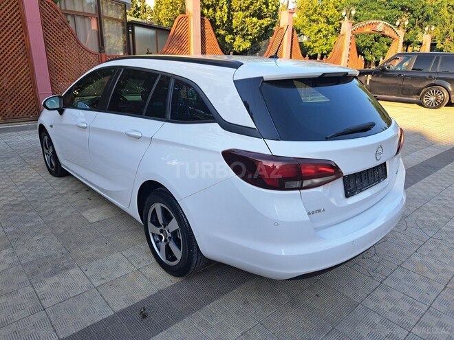 Opel Astra 2016, 225,000 km - 1.6 l - Bakı