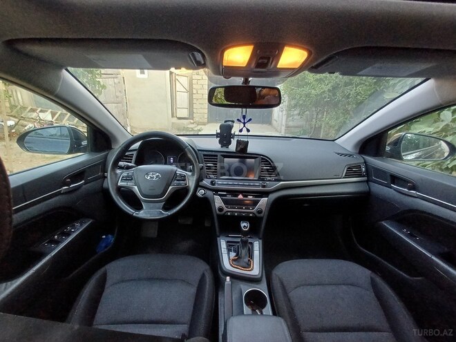 Hyundai Elantra 2017, 153,013 km - 2.0 l - Bakı