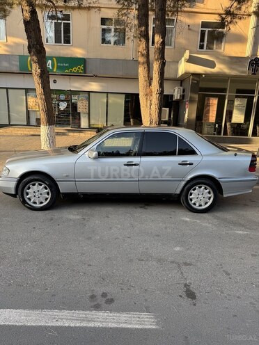 Mercedes C 220 1995, 250,000 km - 2.2 l - Sumqayıt