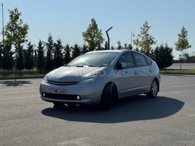 Toyota Prius 2005, 334,744 km - 1.5 л - Salyan