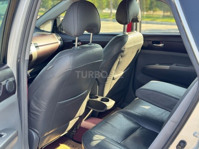 Toyota Prius 2005, 334,744 km - 1.5 л - Salyan
