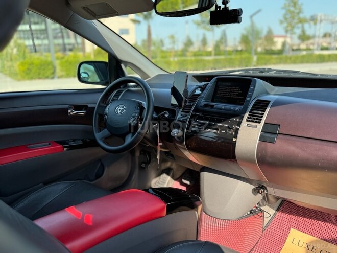 Toyota Prius 2005, 334,744 km - 1.5 л - Salyan