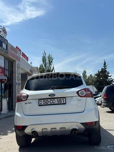 Ford Kuga 2010, 275,000 km - 2.5 l - Sumqayıt