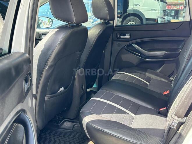 Ford Kuga 2010, 275,000 km - 2.5 l - Sumqayıt