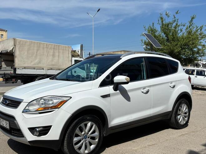 Ford Kuga 2010, 275,000 km - 2.5 l - Sumqayıt