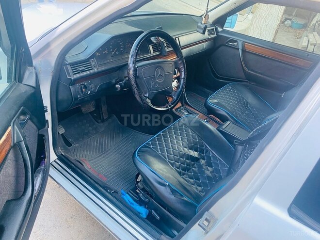 Mercedes E 300 d 1994, 585,336 km - 3.0 l - Bakı