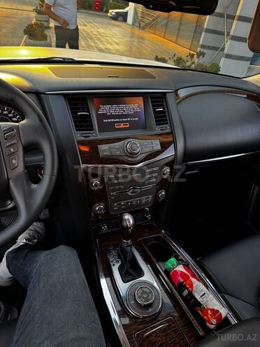 Nissan Patrol 2013, 198,000 km - 5.6 l - Bakı