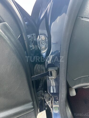 Mercedes E 240 1998, 416,000 km - 2.4 l - Quba