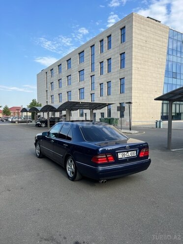Mercedes E 240 1998, 416,000 km - 2.4 l - Quba