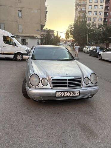 Mercedes E 320 1996, 230,000 km - 3.2 l - Bakı