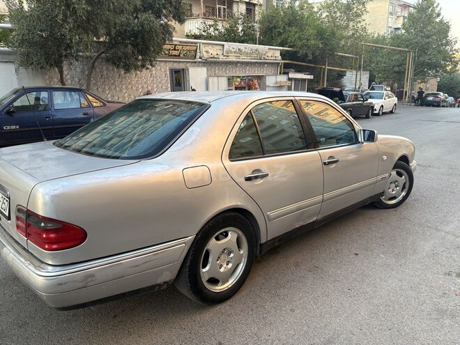 Mercedes E 320 1996, 230,000 km - 3.2 l - Bakı
