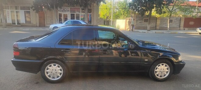 Mercedes C 230 1998, 560,000 km - 2.3 l - Ağstafa