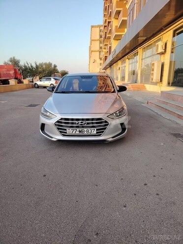 Hyundai Elantra 2018, 126,000 km - 2.0 l - Bakı