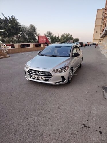 Hyundai Elantra 2018, 126,000 km - 2.0 l - Bakı