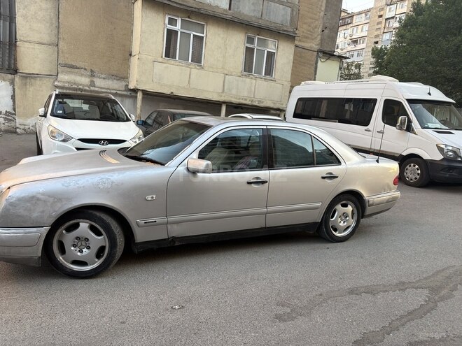 Mercedes E 320 1996, 230,000 km - 3.2 l - Bakı