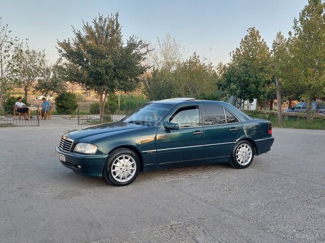Mercedes C 220 1994, 368,000 km - 2.2 л - Şirvan