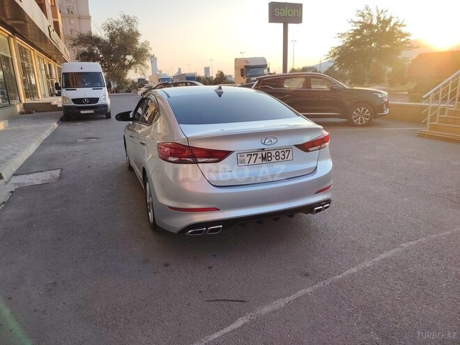 Hyundai Elantra 2018, 126,000 km - 2.0 l - Bakı