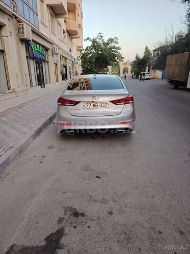 Hyundai Elantra 2018, 126,000 km - 2.0 l - Bakı