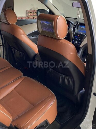 Hyundai Santa Fe 2013, 186,000 km - 2.4 l - Ucar