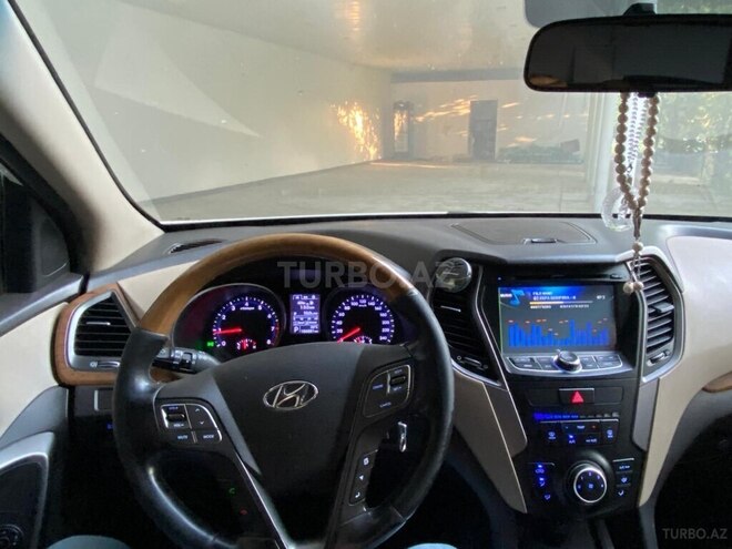 Hyundai Santa Fe 2013, 186,000 km - 2.4 l - Ucar
