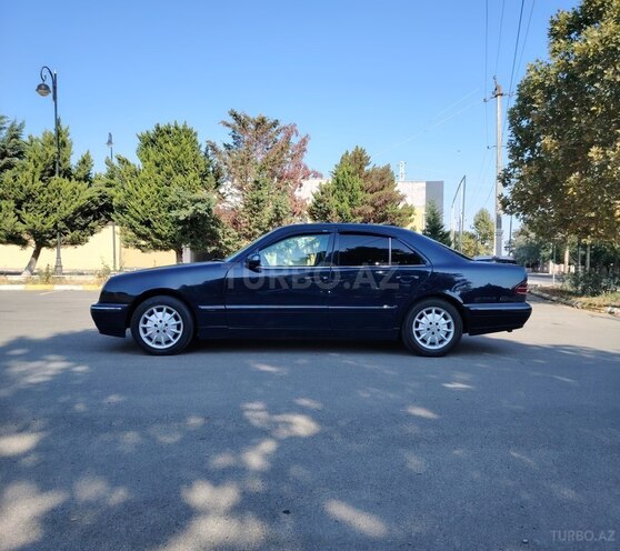 Mercedes E 220 d 2000, 350,000 km - 2.2 л - Ağsu