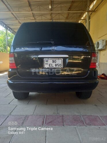 Mercedes ML 320 4MATIC 2000, 259,104 km - 3.2 l - Salyan
