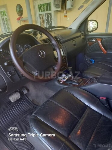 Mercedes ML 320 4MATIC 2000, 259,104 km - 3.2 l - Salyan