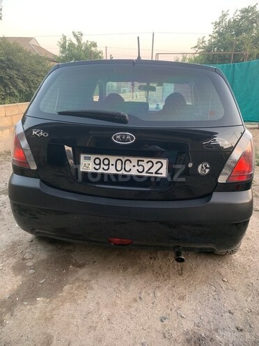 Kia Rio 2009, 232,800 km - 1.4 л - Salyan
