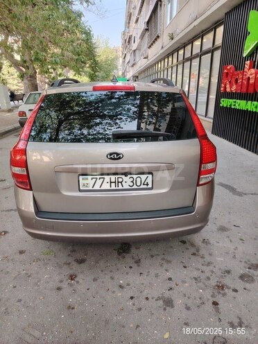 Kia Ceed 2011, 256,000 km - 1.6 l - Bakı