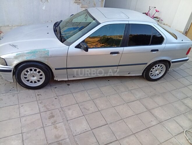 BMW 316 1992, 350,000 km - 1.6 л - Sumqayıt