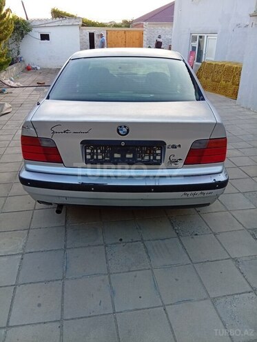 BMW 316 1992, 350,000 km - 1.6 л - Sumqayıt