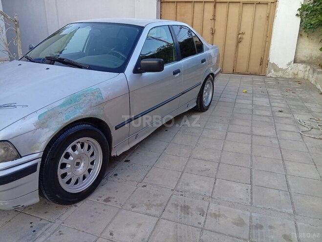 BMW 316 1992, 350,000 km - 1.6 л - Sumqayıt