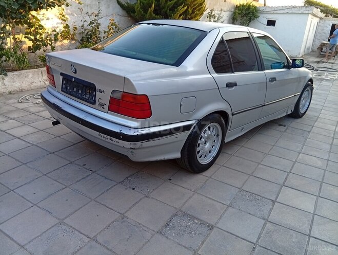 BMW 316 1992, 350,000 km - 1.6 л - Sumqayıt