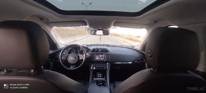 Jaguar F-Pace 2016, 88,000 km - 2.0 l - Bakı