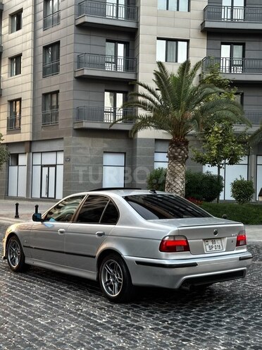 BMW 525 2001, 333,000 km - 2.5 л - Bakı