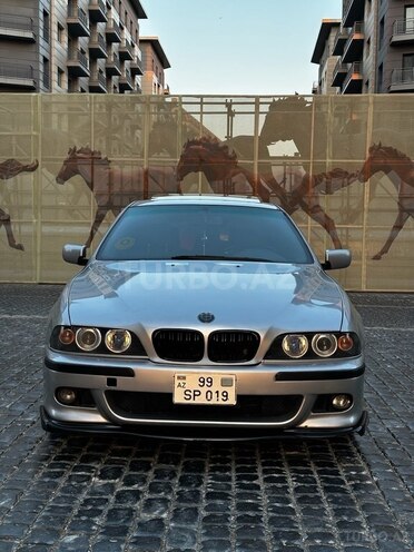 BMW 525 2001, 333,000 km - 2.5 л - Bakı