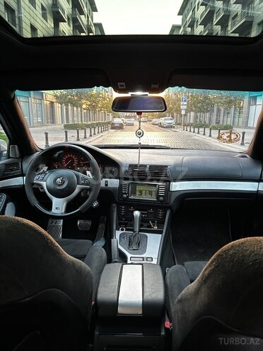 BMW 525 2001, 333,000 km - 2.5 л - Bakı